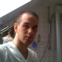 Thomas85